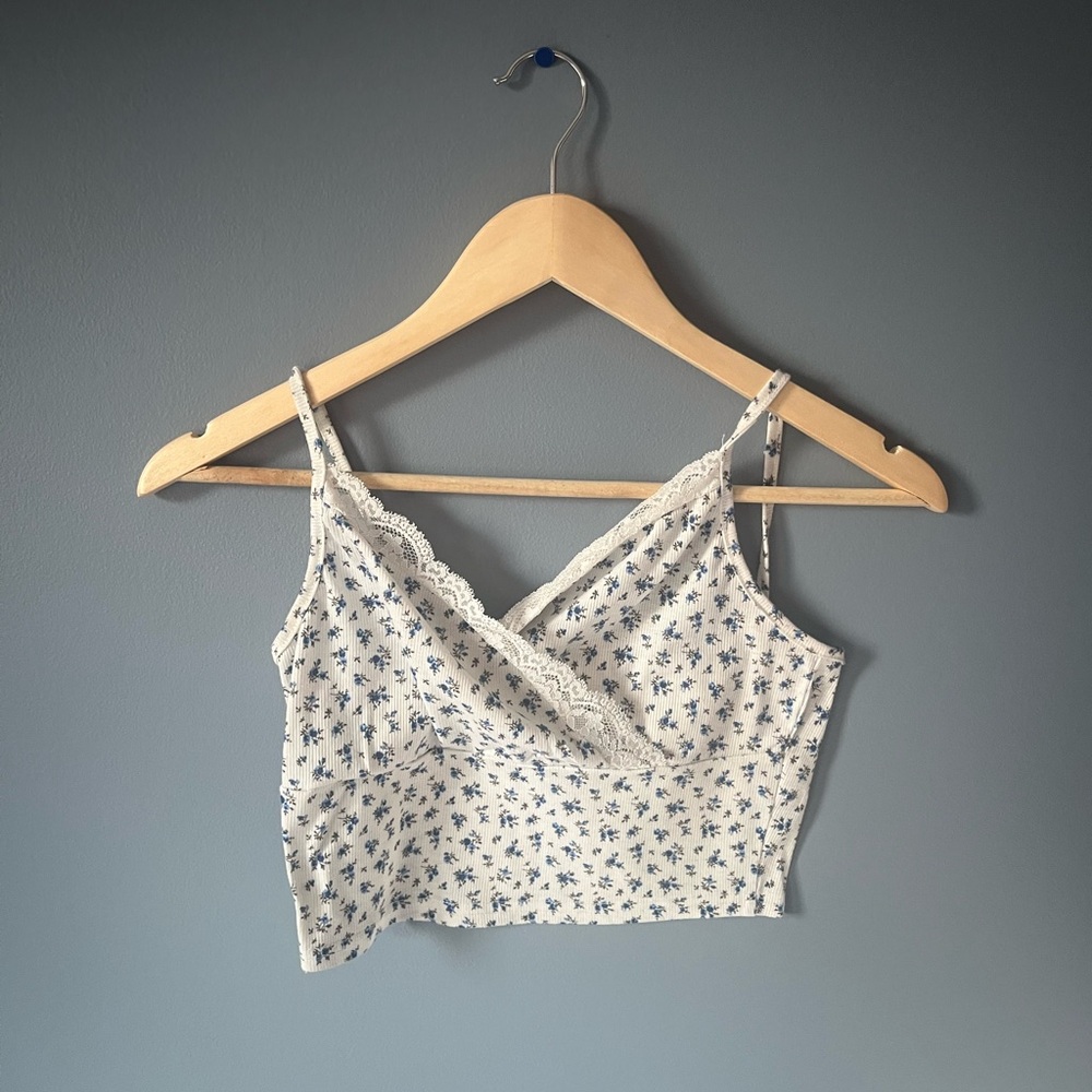 SHEIN White Floral Lace Cami Top